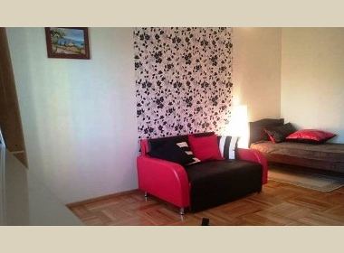 ქირავდება ბინა საბურთალოზე