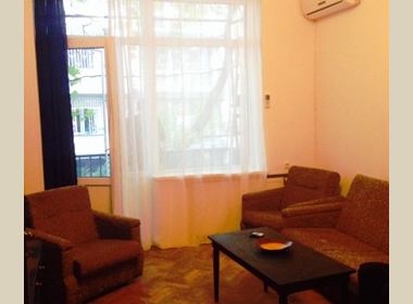 ქირავდება ბინა ვერაზე