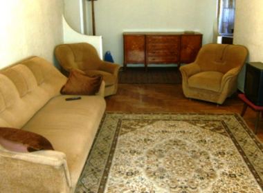 ქირავდება ბინა ვაკეში