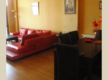 ქირავდება ბინა ვაკეში