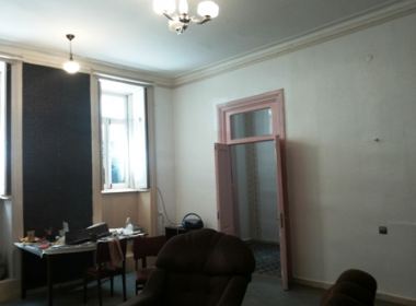 ქირავდება ბინა მთაწმინდა-სოლოლაკში