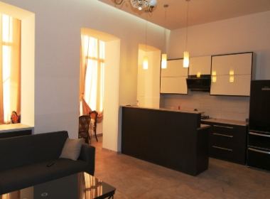 Flat for rent in Sololaki