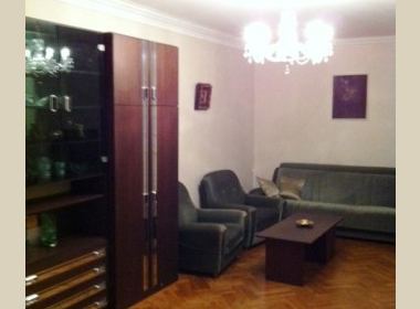 ქირავდება ბინა საბურთალოზე