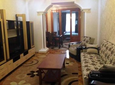 ქირავდება ბინა საბურთალოზე