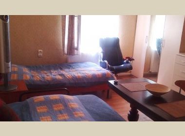 ქირავდება ბინა ვაკეში