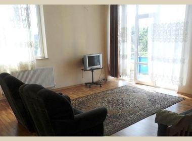 ქირავდება ბინა საბურთალოზე