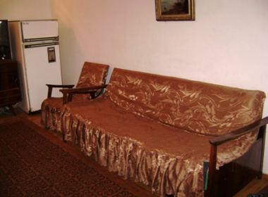 ქირავდება ბინა ვაკეში