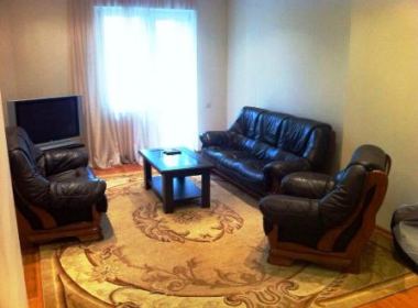 ქირავდება ბინა საბურთალოზე