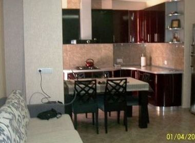 ქირავდება ბინა საბურთალოზე