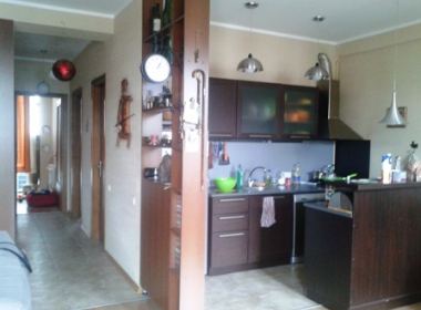 ქირავდება ბინა ვაკეში