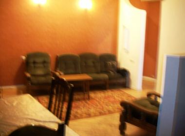 ქირავდება ბინა ვერაზე