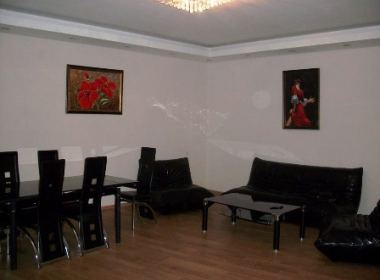 ქირავდება ბინა საბურთალოზე