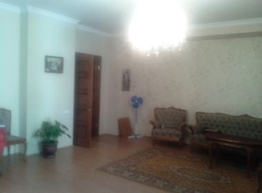 ქირავდება ბინა საბურთალოზე