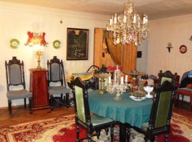 იყიდება ბინა საბურთალოზე