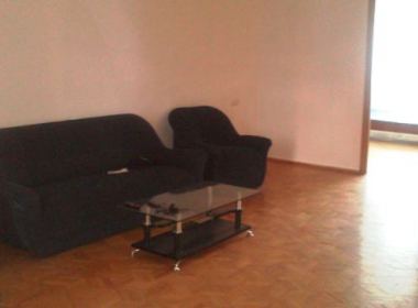 ქირავდება ბინა დიდუბეში