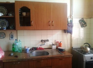 იყიდება ბინა ვერაზე