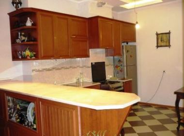 ქირავდება ბინა საბურთალოზე