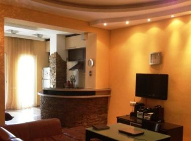 იყიდება ბინა საბურთალოზე