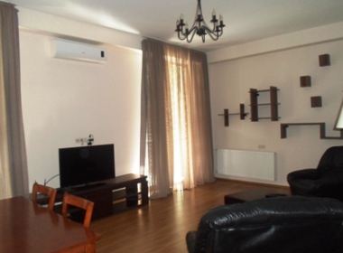 ქირავდება ბინა ვაკეში