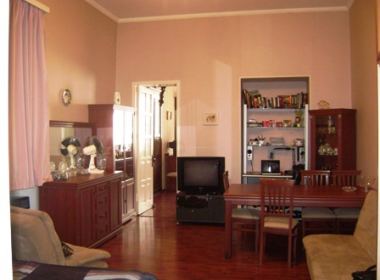 იყიდება ბინა ჩუღურეთში