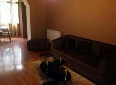 ქირავდება ბინა საბურთალოზე