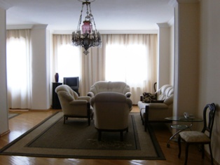 ქირავდება ბინა მთაწმინდა– სოლოლაკში