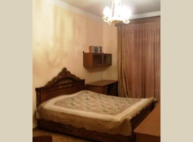 ქირავდება ბინა ვაკეში