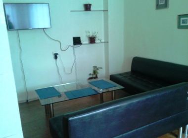 ქირავდება ბინა ვაკეში