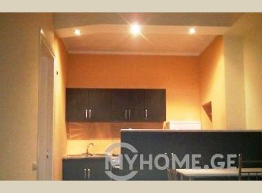 ქირავდება ბინა ვაკეში