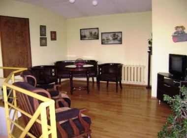 ქირავდება ბინა ვერაზე