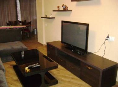 ქირავდება ბინა საბურთალოზე