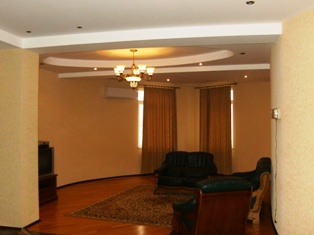 ქირავდება ბინა ვერაზე