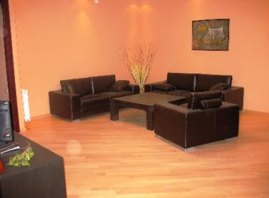 ქირავდება ბინა საბურთალოზე