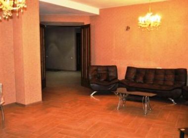 ქირავდება ბინა მთაწმინდა– სოლოლაკში