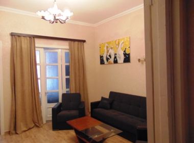 ქირავდება ბინა ვერაზე