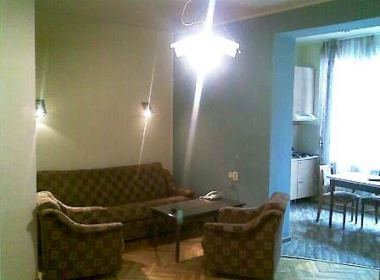 ქირავდება ბინა მთაწმინდა– სოლოლაკში