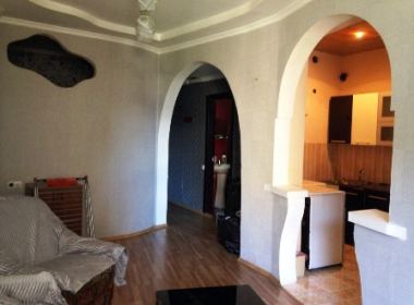 ქირავდება ბინა დიდუბეში