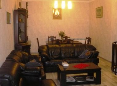 ქირავდება ბინა საბურთალოზე