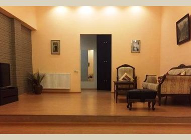 ქირავდება ბინა ვაკეში