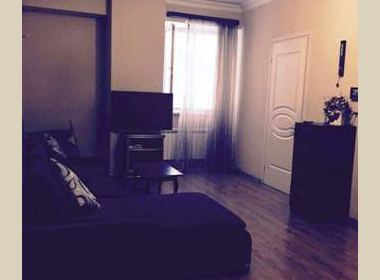 ქირავდება ბინა საბურთალოზე