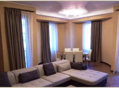 ქირავდება ბინა მთაწმინდა-სოლოლაკში