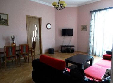 ქირავდება ბინა ჩუღურეთში