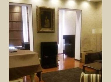 ქირავდება ბინა ვაკეში