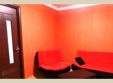 ქირავდება ბინა ვაკეში