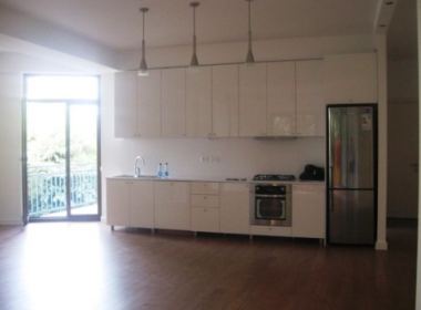 ქირავდება ბინა მთაწმინდა– სოლოლაკში