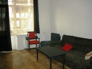 ქირავდება ბინა ვერაზე