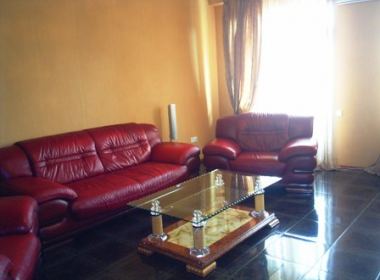 ქირავდება ბინა საბურთალოზე