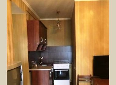 ქირავდება ბინა ვაკეში