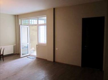 ქირავდება ბინა ვაკეში