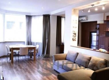 ქირავდება ბინა ვერაზე